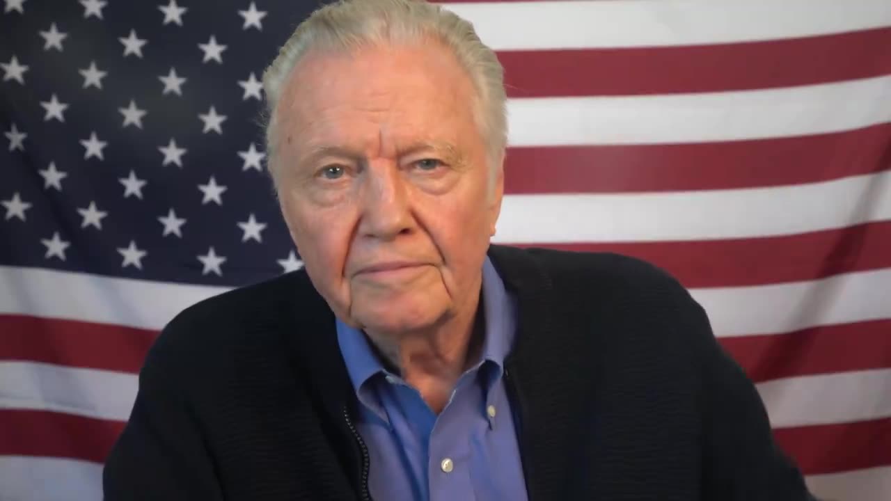 Jon Voight calls out Obama.