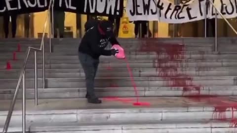 Pro-Hamas fanatics poured red paint all over the Israeli consulate in Toronto,