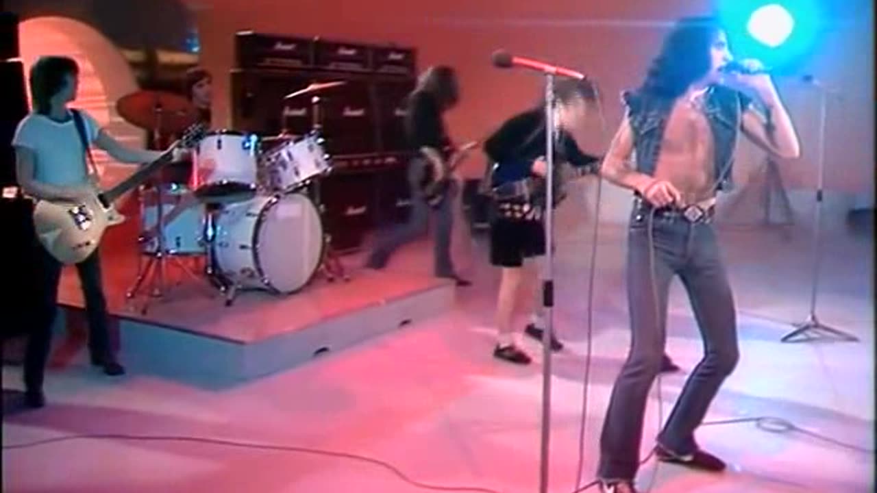 GIRL'S GOT RHYTHM music video by AC/DC (1976)