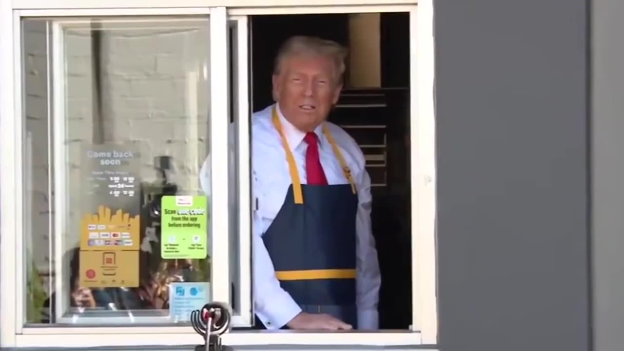 PRESIDENT TRUMP WORKING MCDONALDS VIDEO7 #TRUMP24