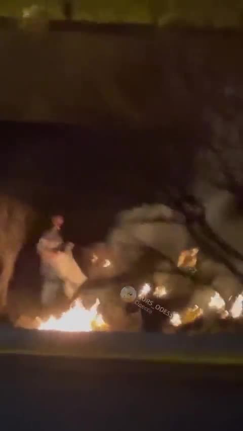 Russian Consulate in Odessa burning documents before they evac