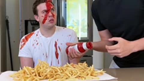 Funny Tiktok Video of fries and sauce prank