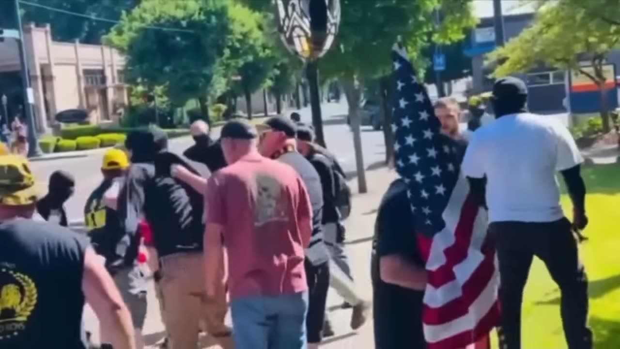 Rumble exclusive / Proud boys beat up Feds pretending to be white supremacists ❤️