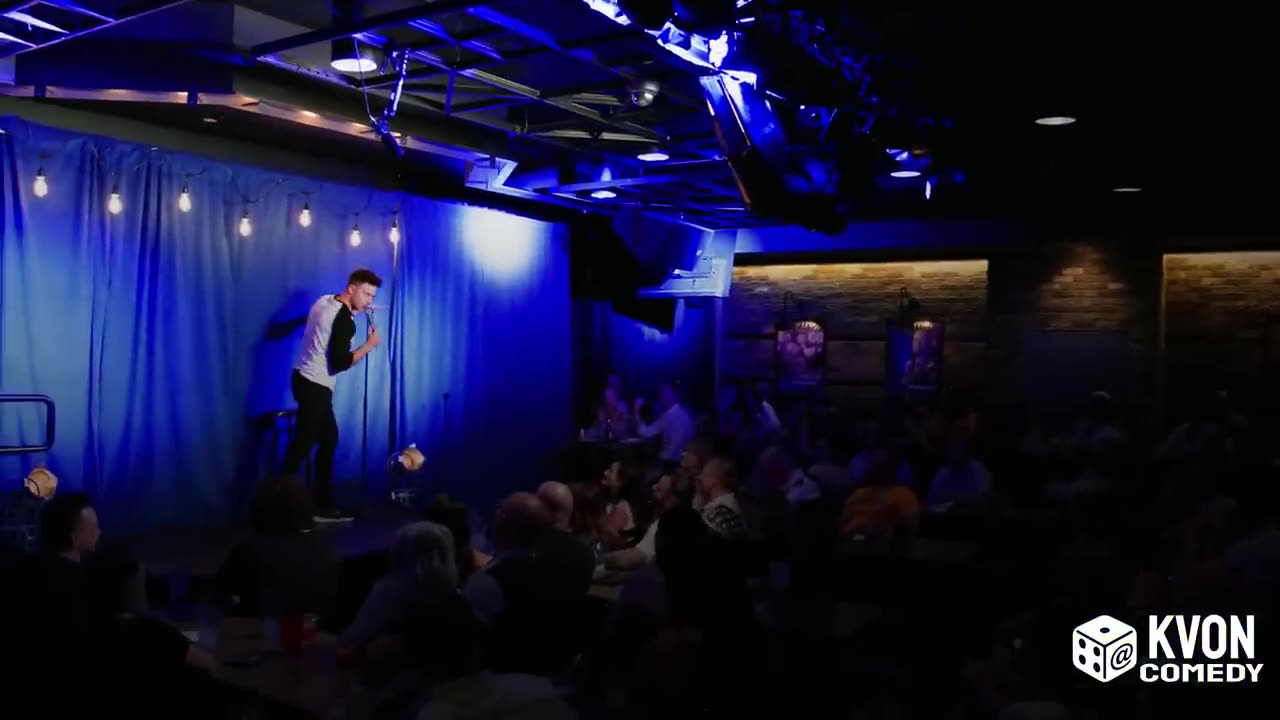 LGBTQiAA+ Lady Gets Mad At Comedian (K-von laughs)