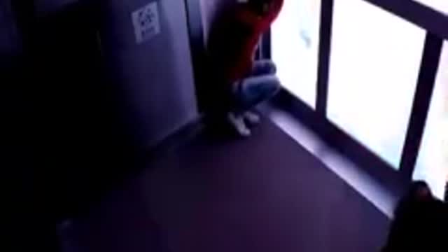 These Elevator Riders Were Scared Out Of Their Minds — How Would You Fare?