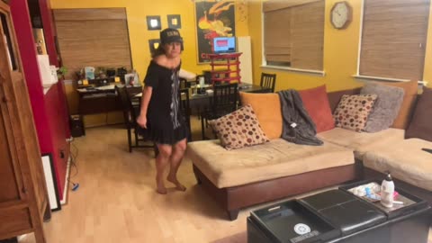 Single-Casted Living Room Dance