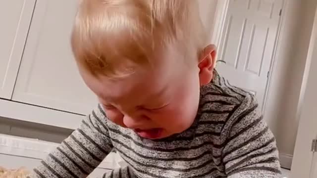 Funny Confusing baby - Cute video Tiktok #74 #shorts