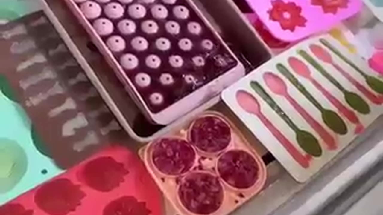 Ice restock 🧊🧊with some new ice molds
