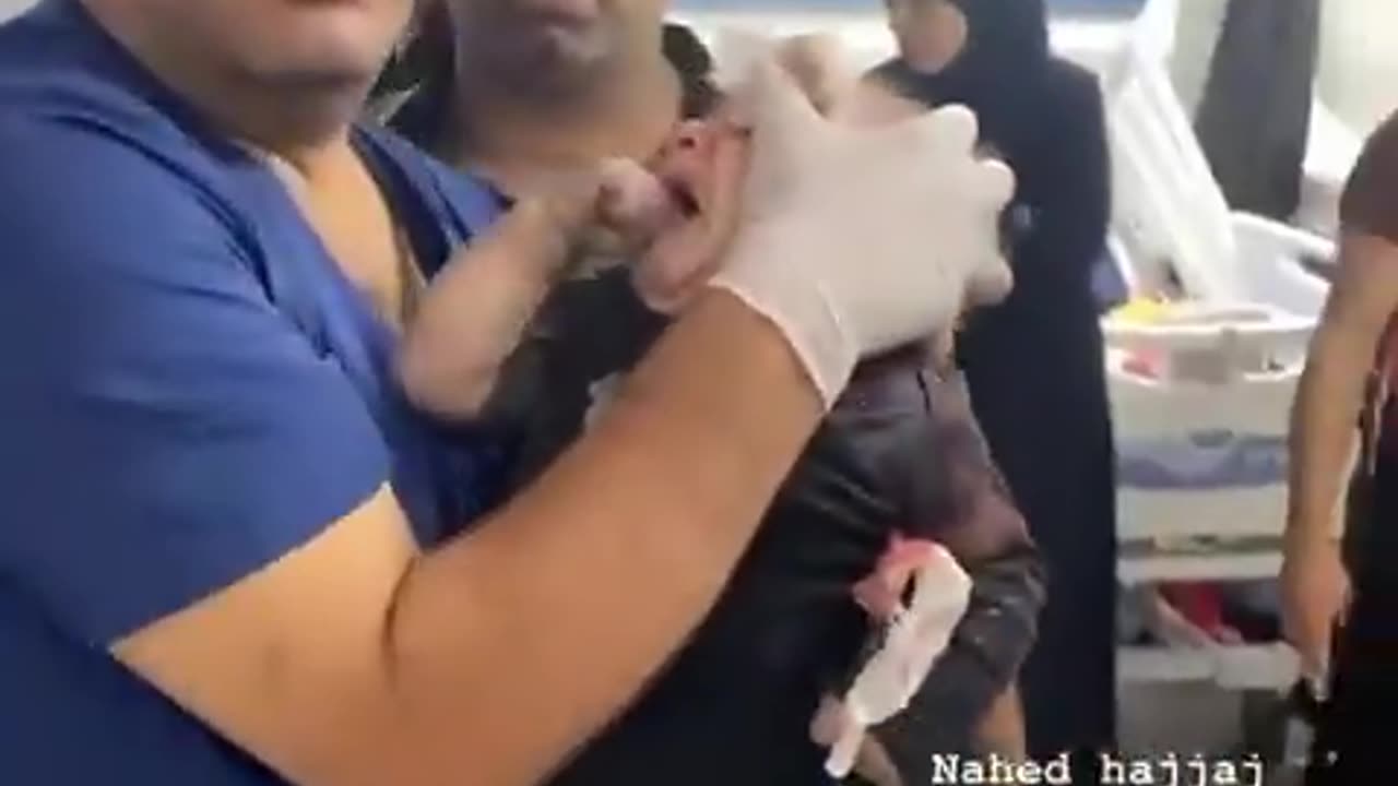 Israeli bombing injures Palestinian infant in Gaza