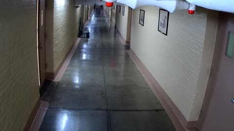 0059USCHBAHT43Hallway_2021-01-05_00h40min01s023ms.mp4