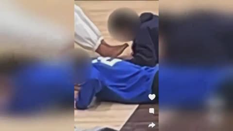 GROSS WARNING: High School Students Suck on Toes of Adults for Fundraiser in Oklahoma