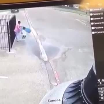 Did they just double team her?