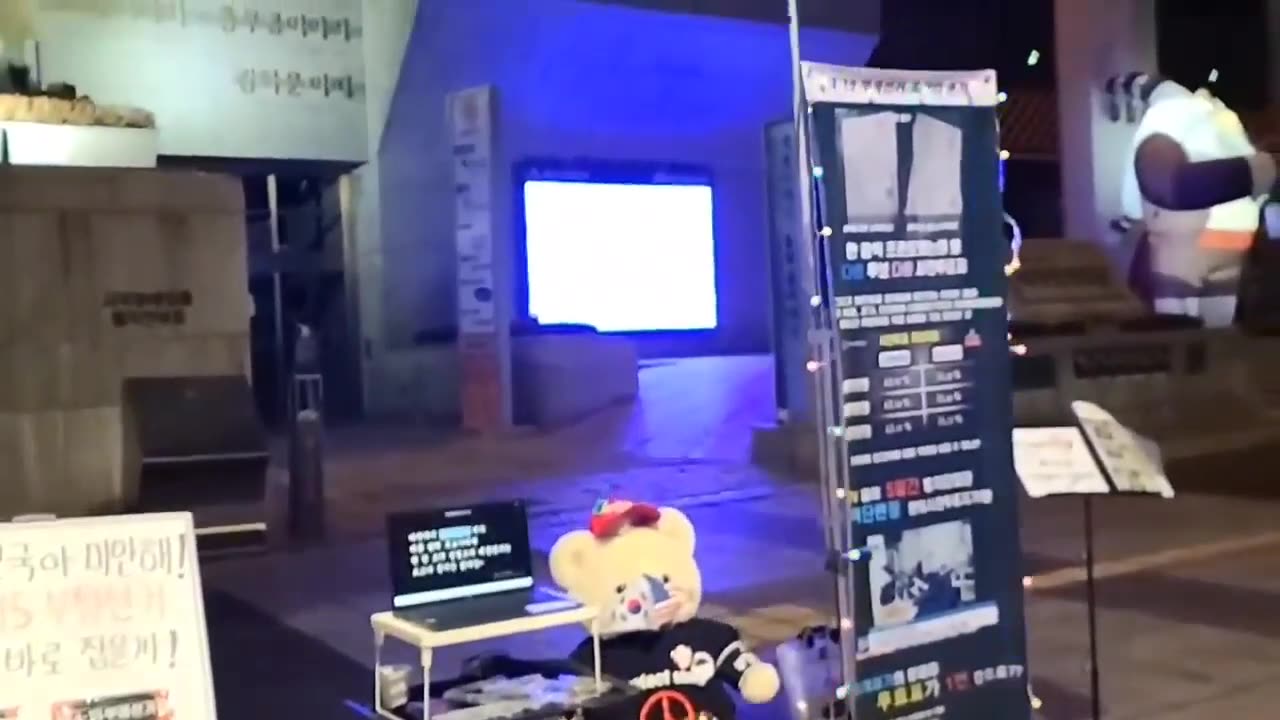 20210118_V3_S01(tpn2SUotf0c)정보관님들! 몇년을 해야 합니까_ 일년이 되어갑니다! 세종문화회관 앞에서