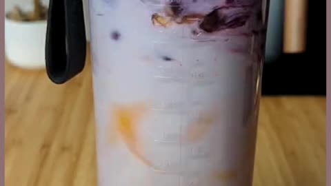 Frozen Berries and Mango Smoothie Recipe