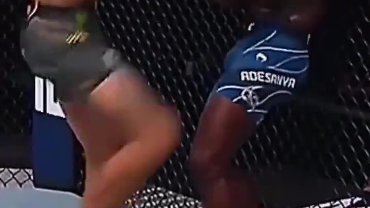 Israel Adesanya Breaks-down Alex Pereira KO