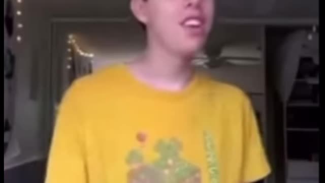skinny gay kid thinks nobody likes muscles