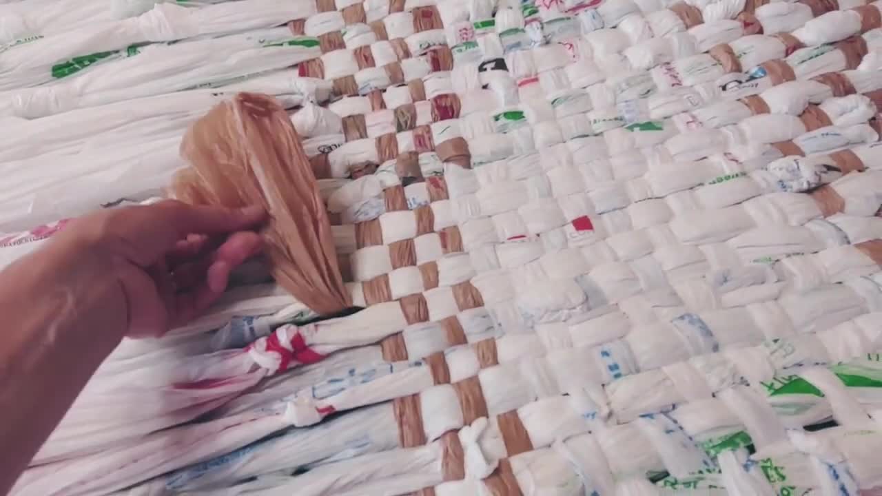 Weaving a Sleeping Mat from Plastic Bags