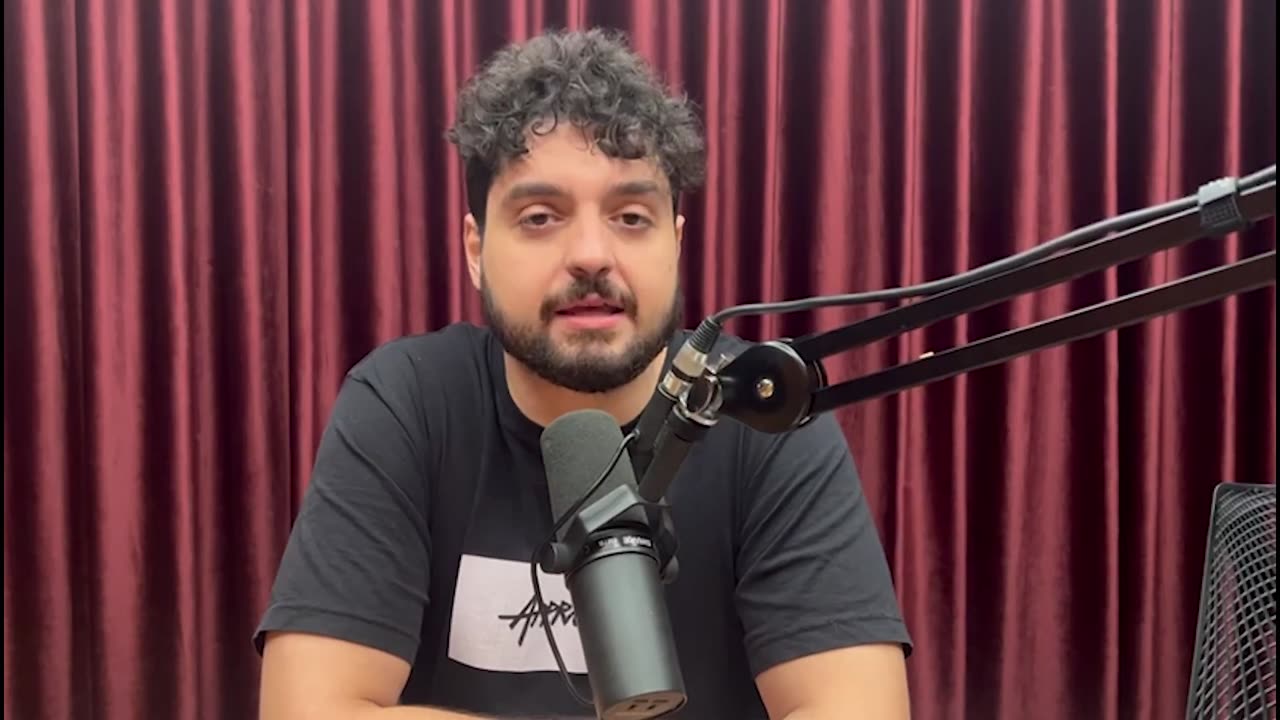 BRENO PERRUCHO sobre FELIPE NETO