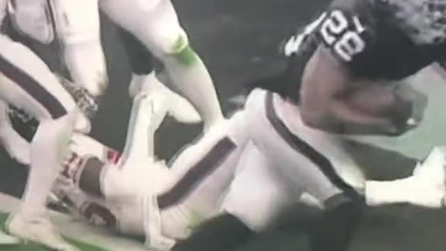Josh Jacobs with his second touchdown of the game. Las Vegas raiders vs Houston Texans