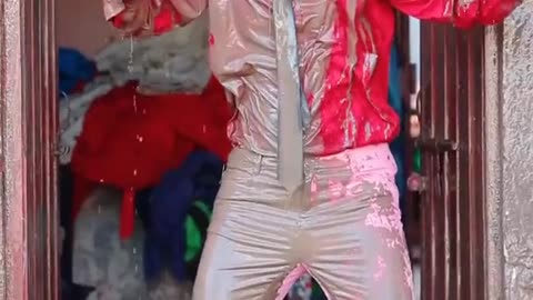 How to make funny to me to be a girl to get a