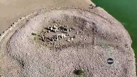 Drought reveals Spanish 'Stonehenge' l WNT