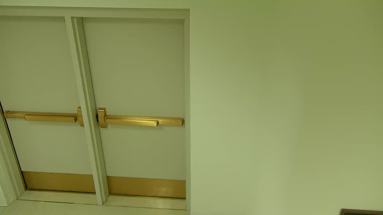 7083CVCLLSVC213_2021-01-05_02h00min01s653ms.mp4