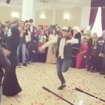 THE MOST POWERFUL CHECHEN LEZGINKA DANCER