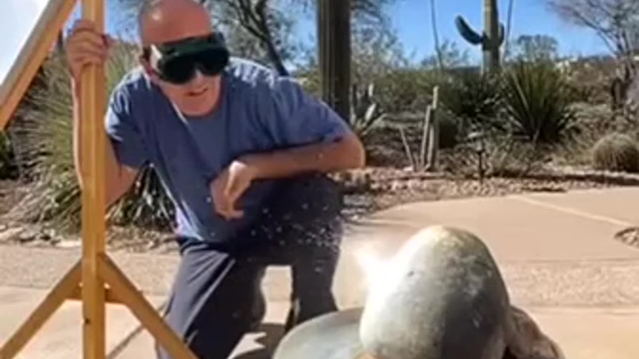 Learn how you can crack a stone with sunlight