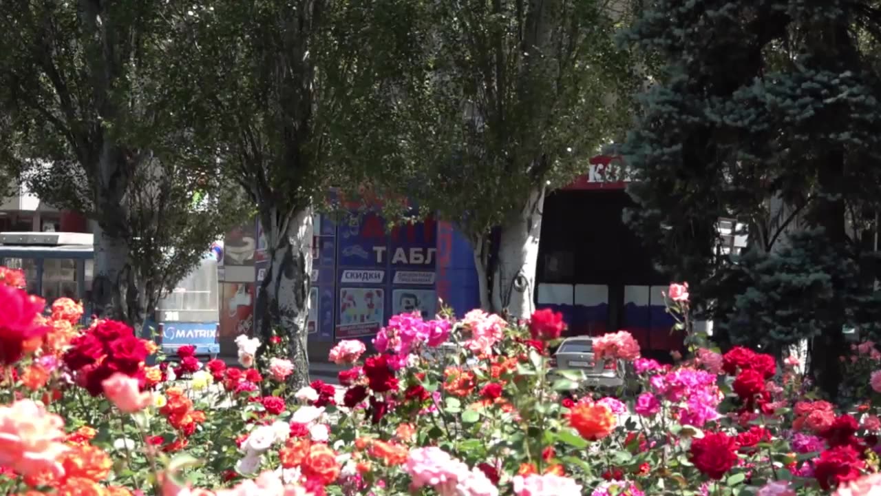 Donetsk is the city of a million roses