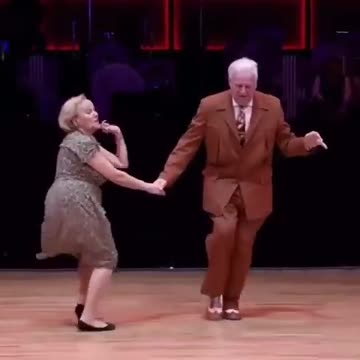 ΑΥΤΟΣ ΕΙΝΑΙ ΧΟΡΟΣ.