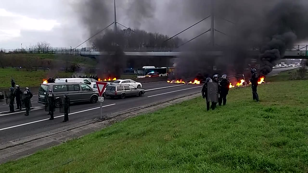 French police face off with protesters over pensions