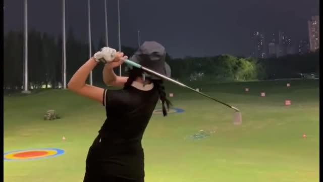 women's golf