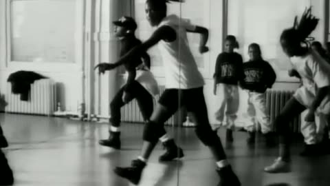 Whitney Houston - I'm Every Woman (Official Video)