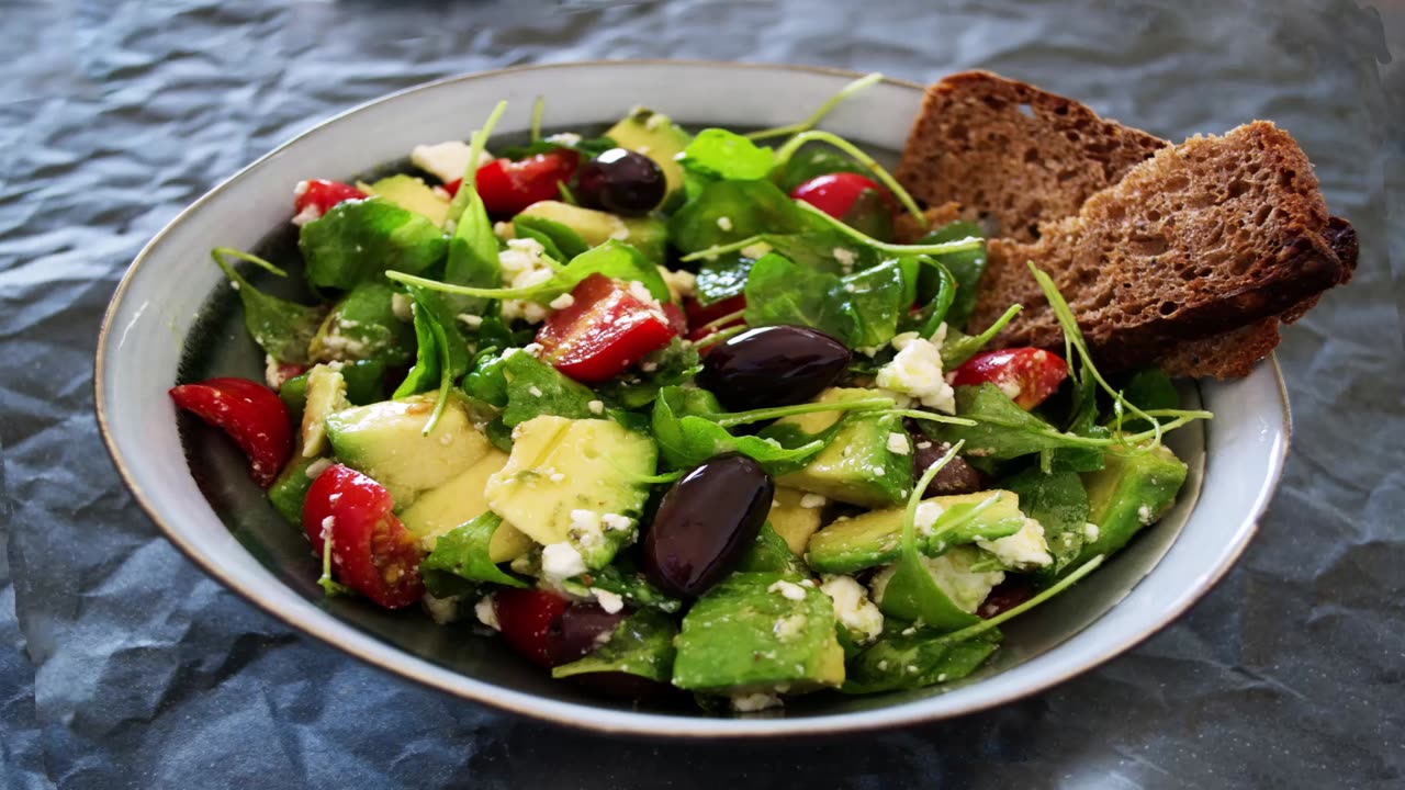 Ensalada de col rizada y remolacha ¡Una explosión de sabor y color!