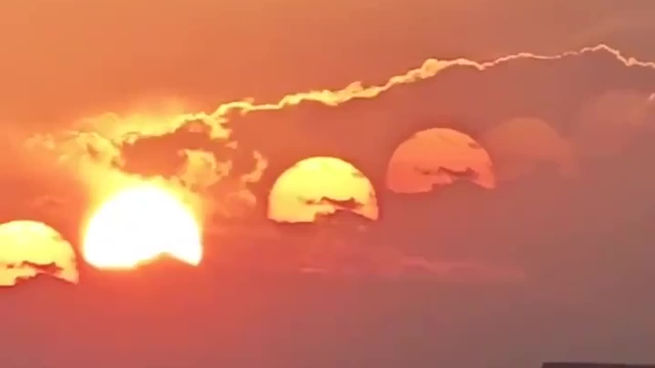 Asia: 7 suns appear as a result of light refraction