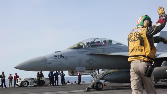 PACIFIC MANOUEVERS: USS Abraham Lincoln Conducts Flight Operations