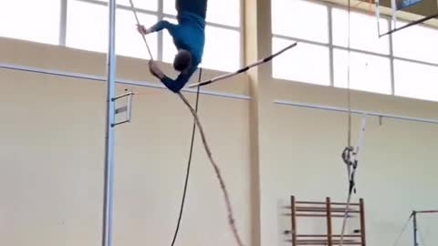 Pole vaulting with a rope