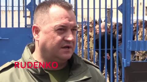 Zajatecký tábor na území DLR kde je zadržováno 2 500 nacistů z pluku Azov z Azovstalu