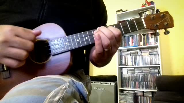 JS BACH - Bourrée- Suite N°1 in E minor for Lute (UKULELE) -
