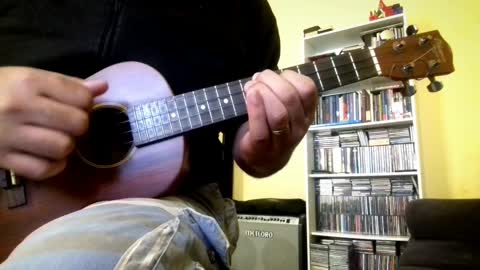 JS BACH - Bourrée- Suite N°1 in E minor for Lute (UKULELE) -