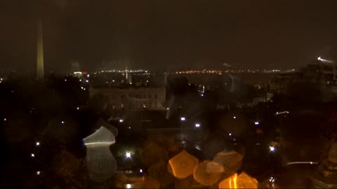 White House Live Cam Nov 12 1:25am ET begins much activity