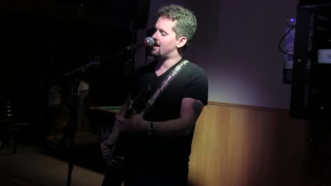 Bobby Phillipps - Fast Car (2024)