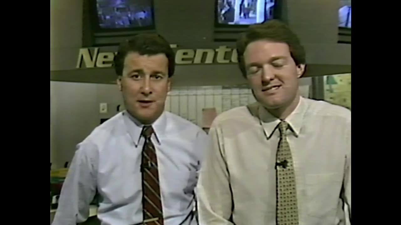 November 22, 1987 - WTHR 'NewsCenter 13 Night Break' with Bruce Kopp & Mike Hoffman