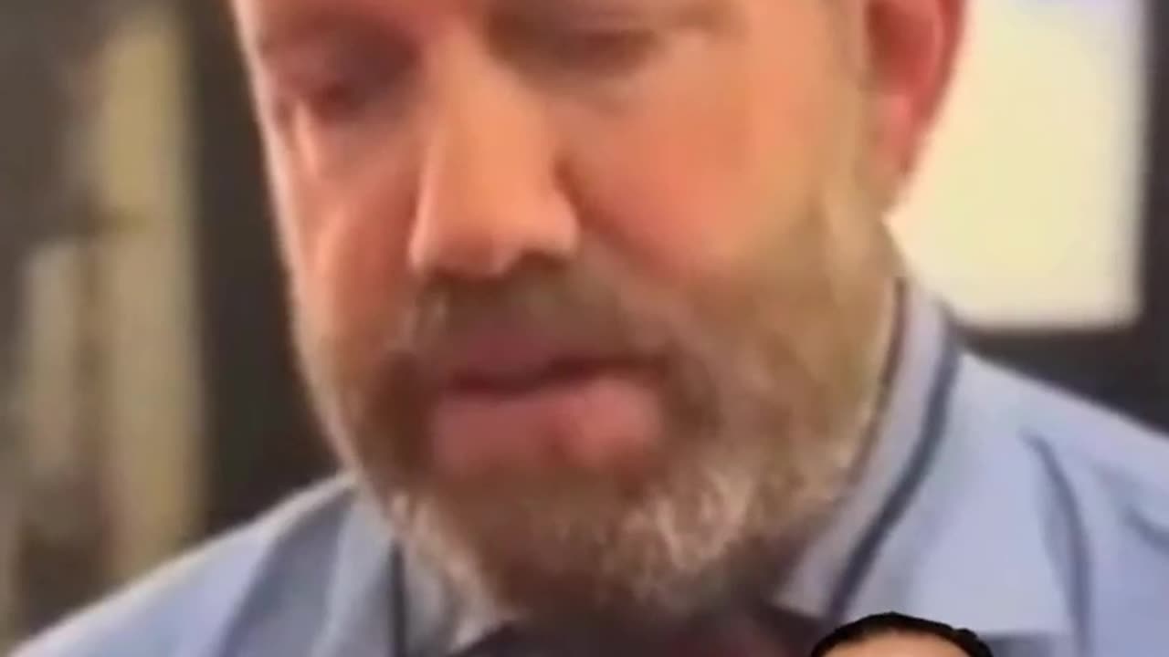 Kevin McCarthy's Girlfriend Frank Luntz is visibly upset about Trump's win in 2024