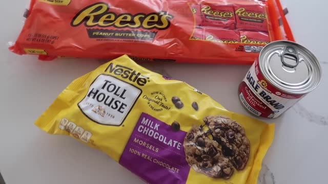 10 EASY 3 Ingredient Desserts