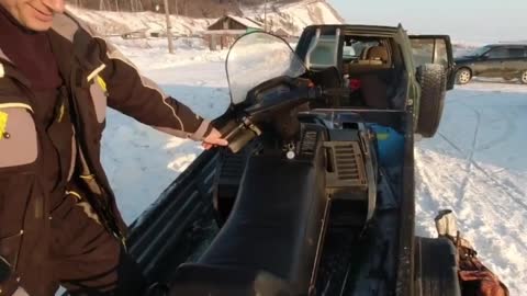 Driving the sea in cold Siberia