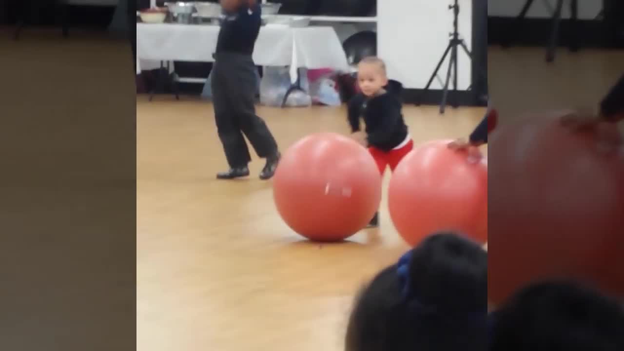 TRY NOT TO LAUGH : when Babies play sports | Funny Fails Video