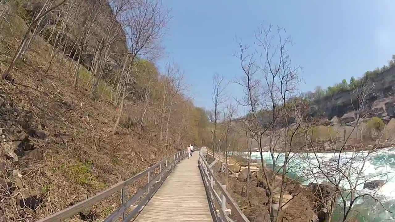 Water Walk on Niagara River