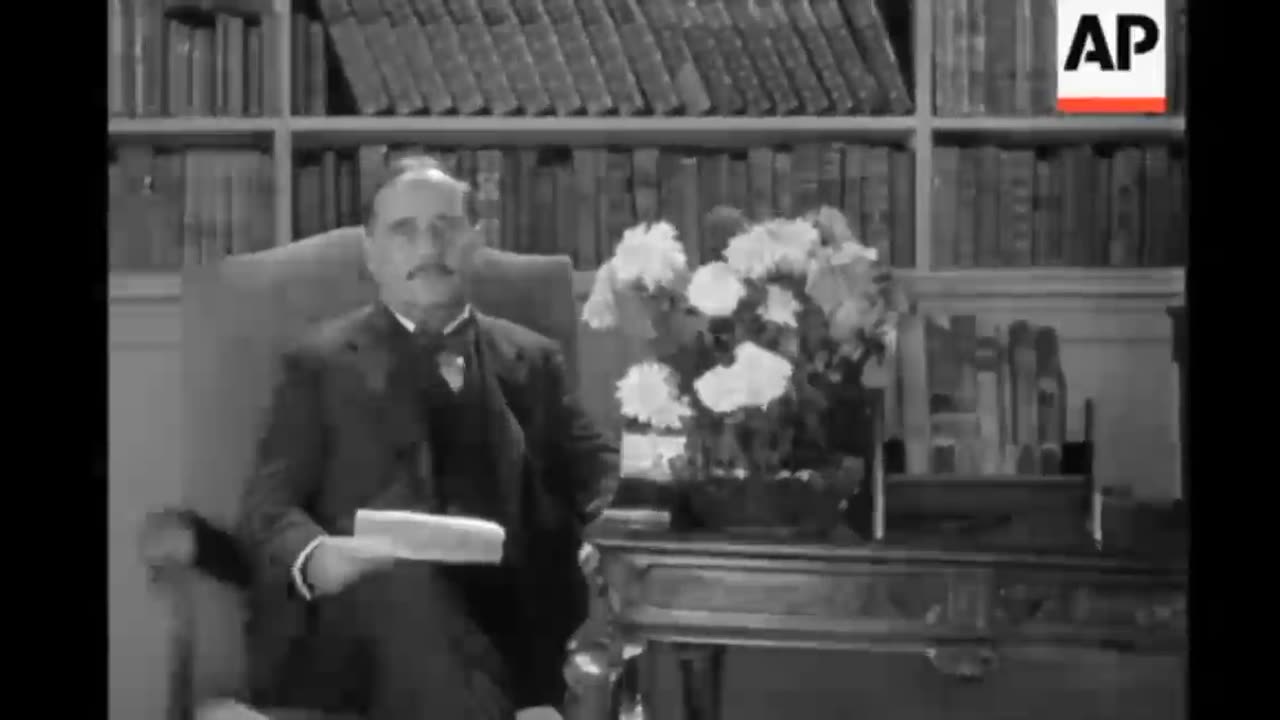 Author H.G. Wells speaks about a future socialist world government.