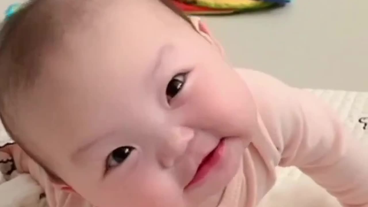 "Rumble Par Baby: Adorable Short Video Goes Viral!"